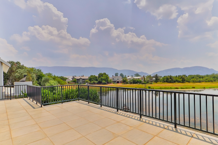 4 Bedroom Property for Sale in The Coves North West